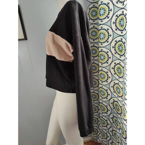 Allfenix Block Sweatshirt - Picture 2 of 4